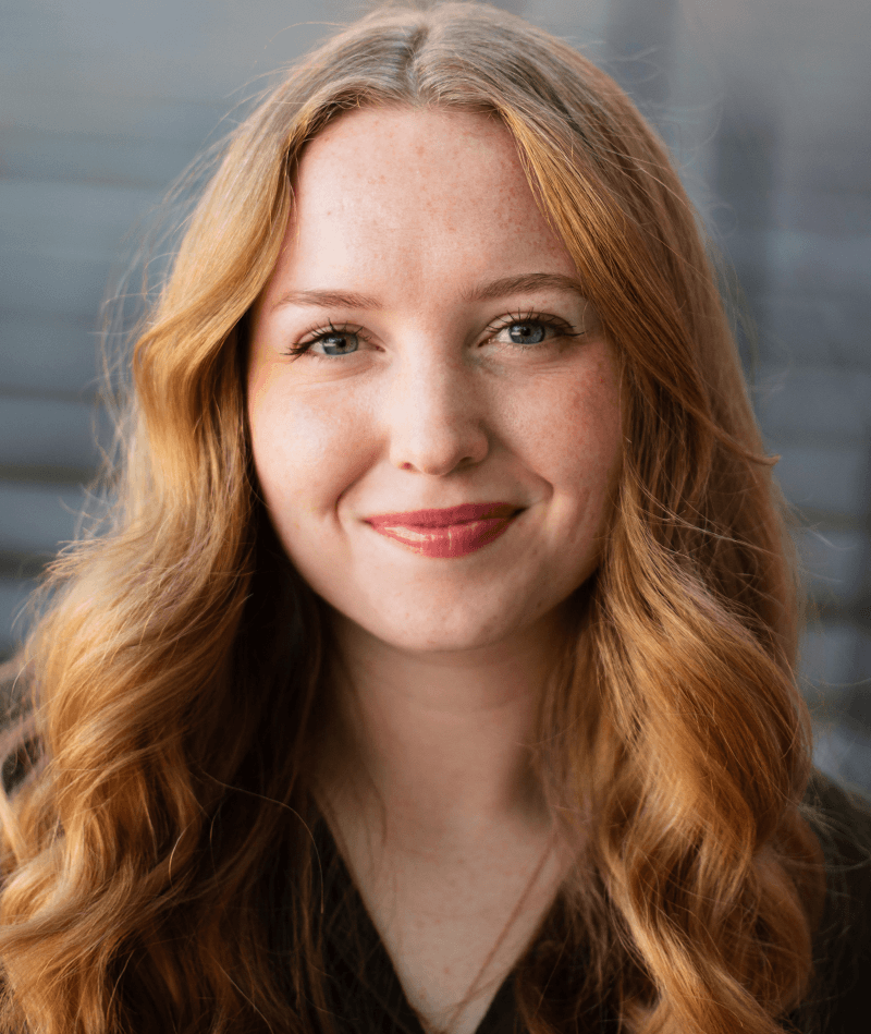 Alexis Lewis Headshot