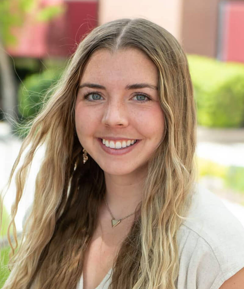 Kylee Hazard Headshot